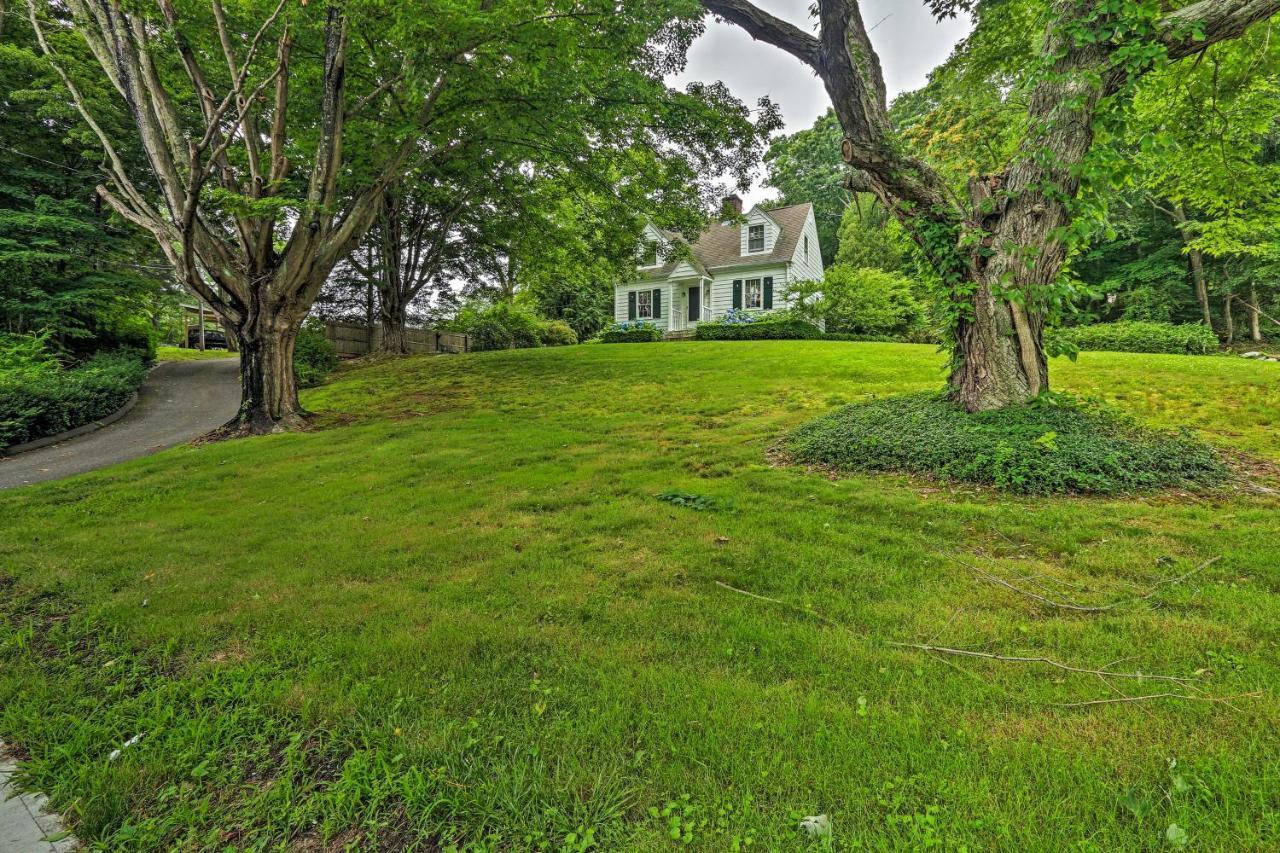 Historic Essex Home With Large Yard Near Downtown! Extérieur photo